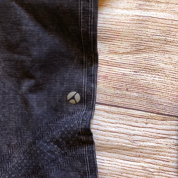 Avocado Leggings 🎉 - Picture 3 of 14